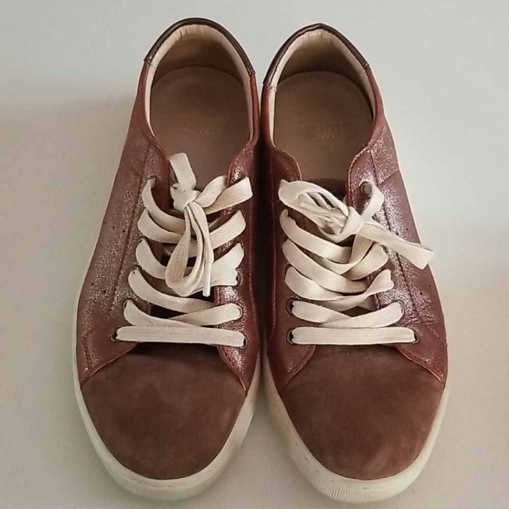 Johnston & Murphy women sneaker